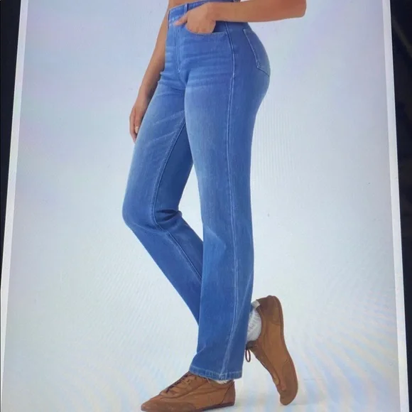 MEDIUM . HALARA FLEX STRETCHY MIDRISE STRAIGHT LEG DISTRESSED DENIUM KNIT JEANS - Picture 2 of 12